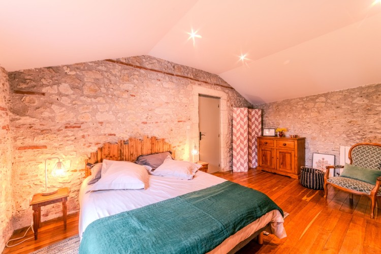 GITE 4 personnes LOT ET GARONNE - chambre