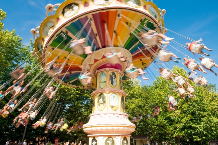 A ride at Walygator Sud-Ouest theme park, 15 minutes from La Métairie gîte near Agen